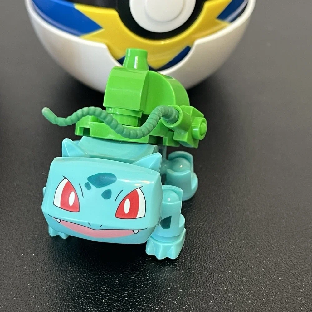 Pokemon Ball MEGA Bloks Construx Yamper Balbasaur Figures Lot Of 2 Blue Red
